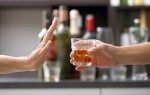 Алкоголь при грудном вскармливании — Комаровский о влиянии спиртного на организм ребенка