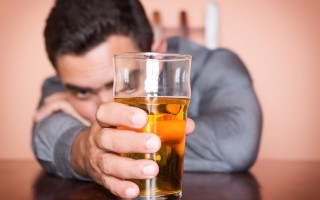 Лучшие эффективные методы лечения алкогольной зависимости