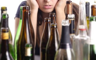 Причины и методы борьбы с женским алкоголизмом