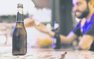 Что на самом деле происходит с нами при употреблении алкоголя?