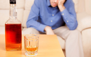 Как алкоголь влияет на потенцию у мужчин: ТОП опасных напитков для мужской силы