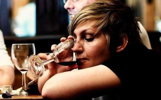 Чем отличается женский алкоголизм от мужского